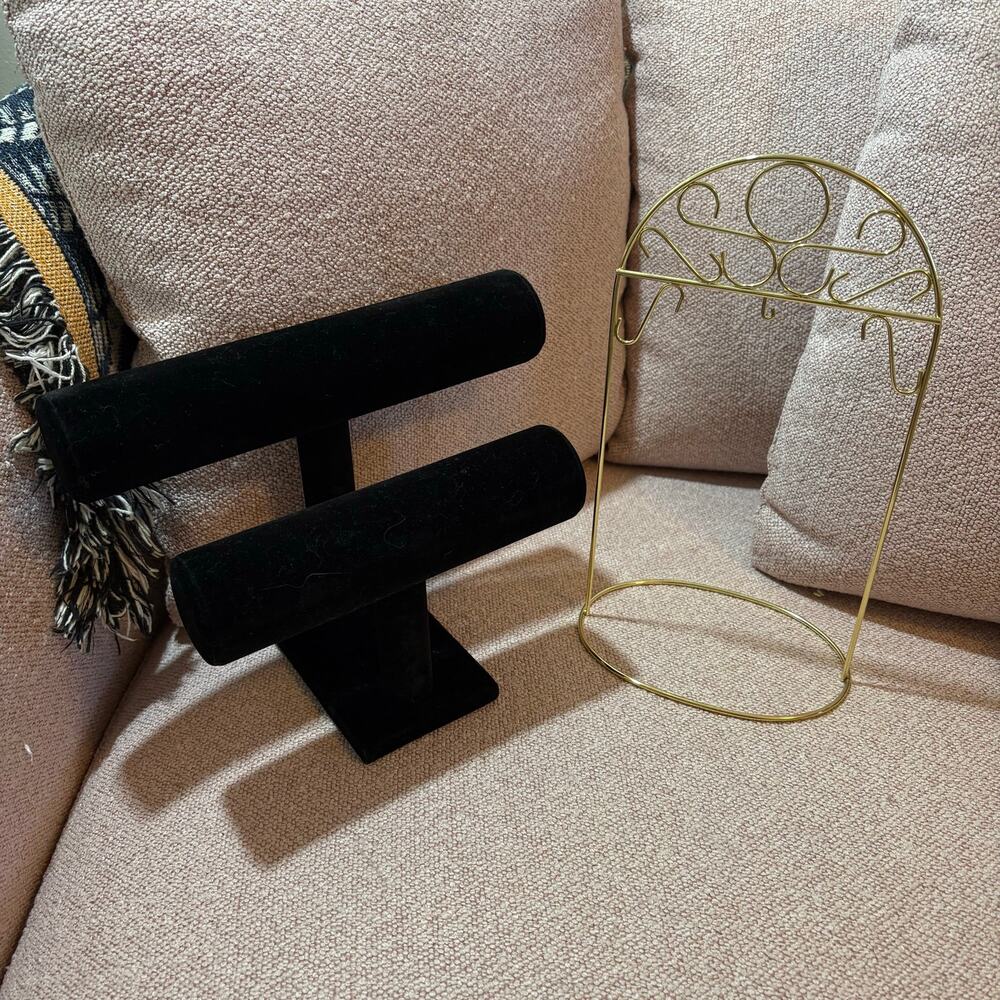 Bracelet and necklace holders (1 of each, selling as set)